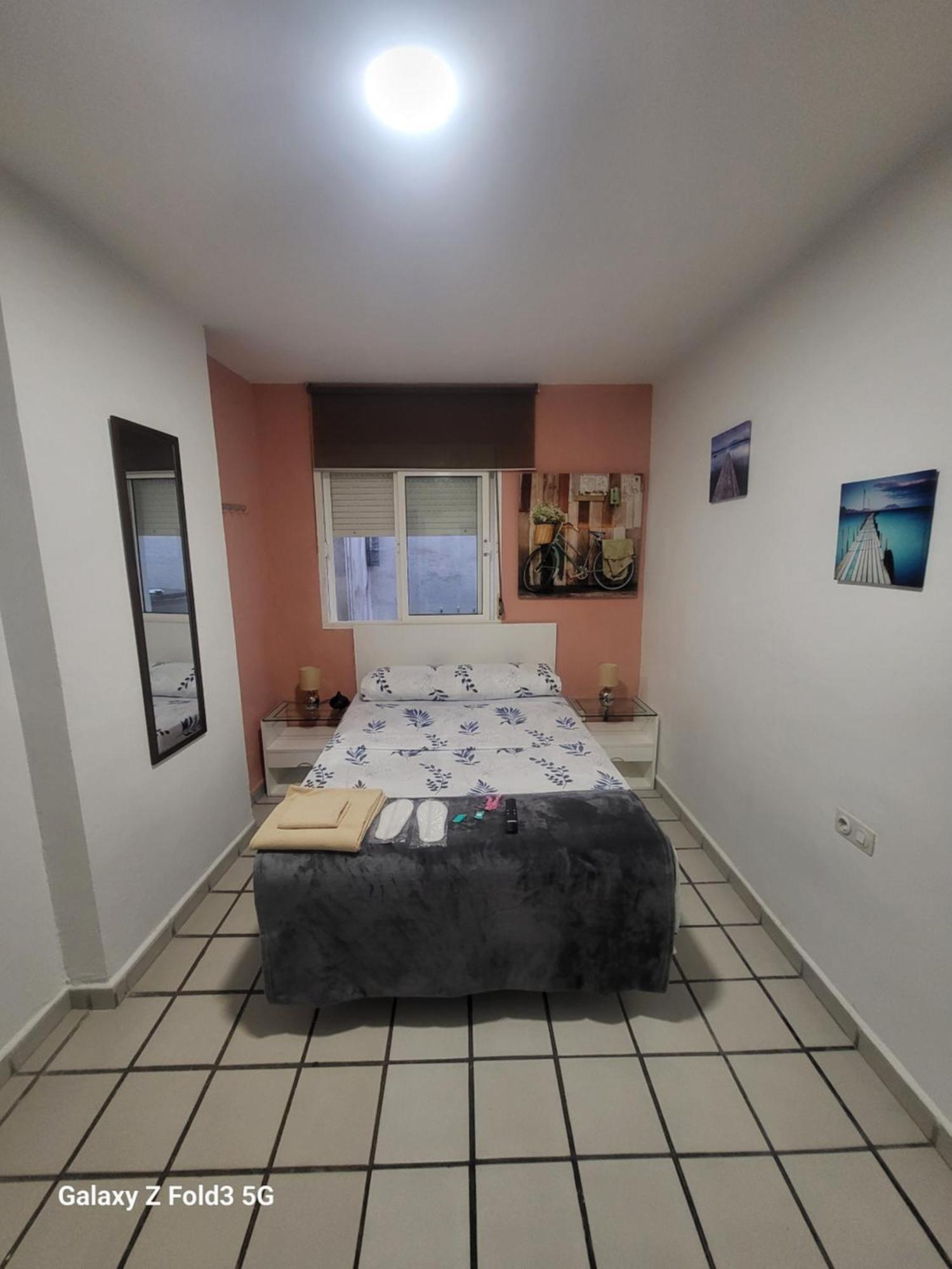 גרנדה Habitacion Muy Centrica. מראה חיצוני תמונה
