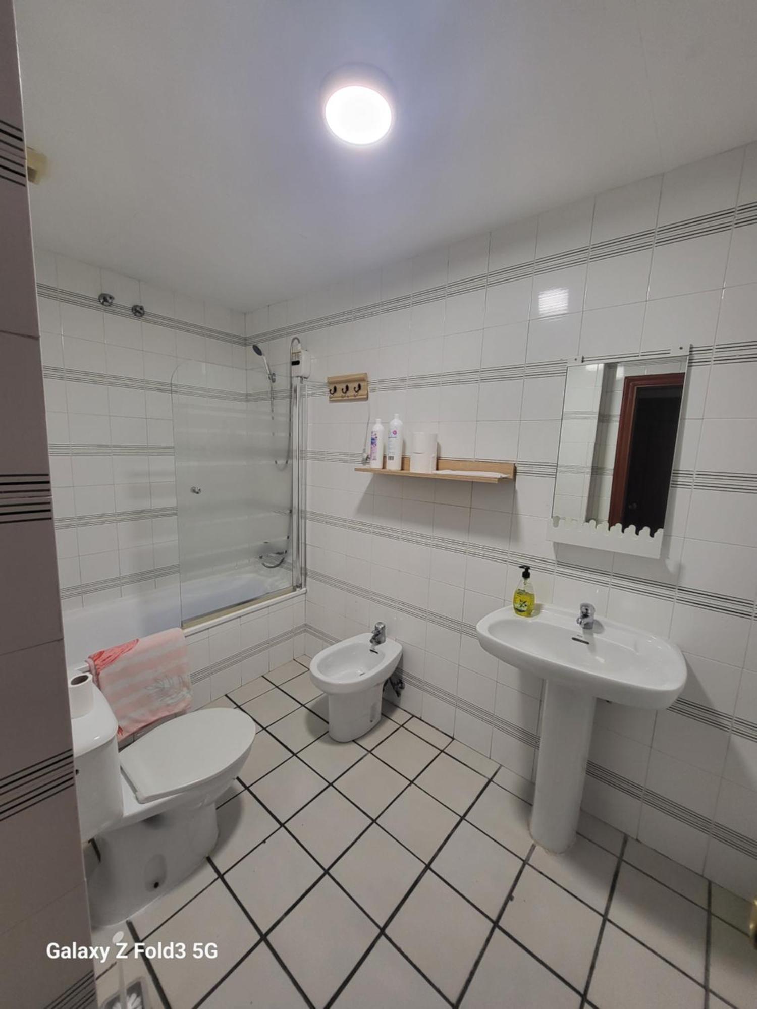גרנדה Habitacion Muy Centrica. מראה חיצוני תמונה