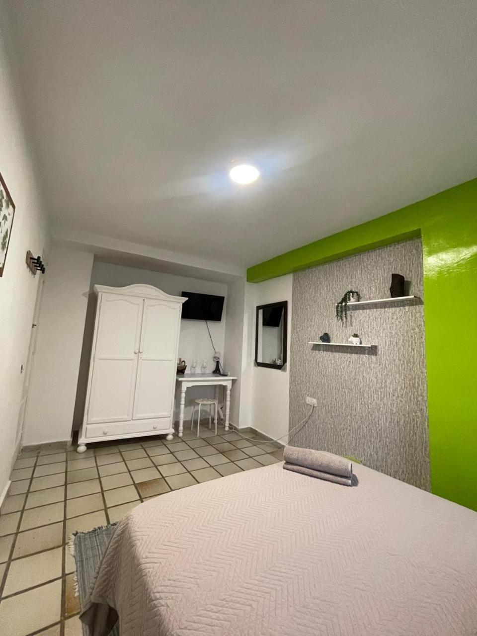 גרנדה Habitacion Muy Centrica. מראה חיצוני תמונה